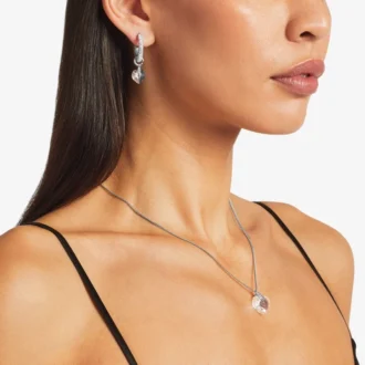 Collier cœur Collier cœur finition argentée avec cristaux