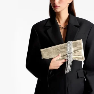 Pochette Zandra en cuir métallisé vintage platine