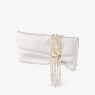 Pochette Zandra en satin ivoire