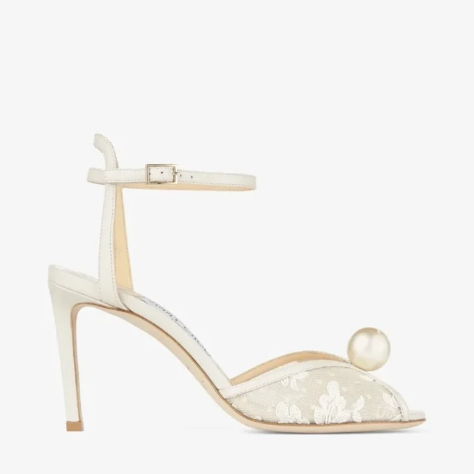 Sandales Sacora 85 en dentelle florale ivoire avec détail perle