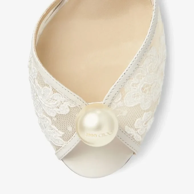 Sandales Sacora 85 en dentelle florale ivoire avec détail perle