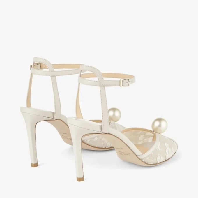 Sandales Sacora 85 en dentelle florale ivoire avec détail perle