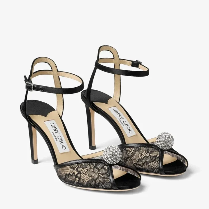 Sandales Sacora 85 en dentelle noire avec boule ornée de cristaux